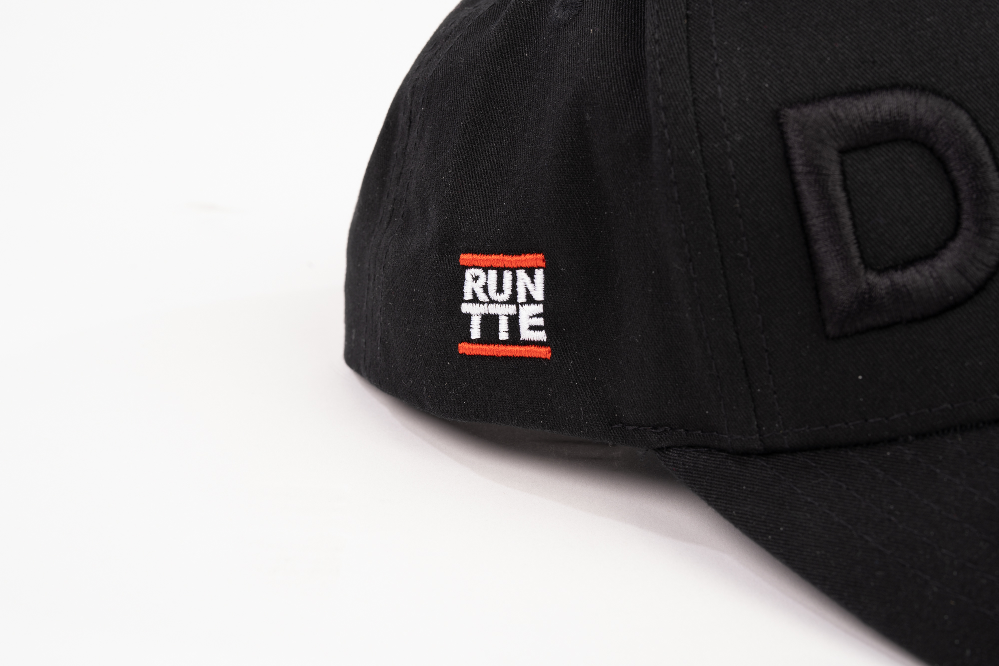 “DAZA” TTE curved cap “DAZA” TTE curved cap